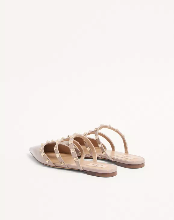 Valentino Rockstud Patent-Leather Mule - Image 4